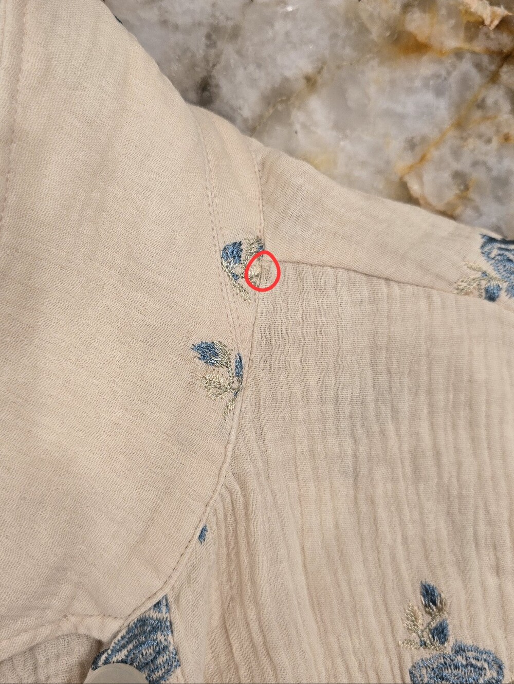 cotton double gauze cropped jacket Blue Embroidered Flowers Raw edge Hem M - Picture 5 of 6